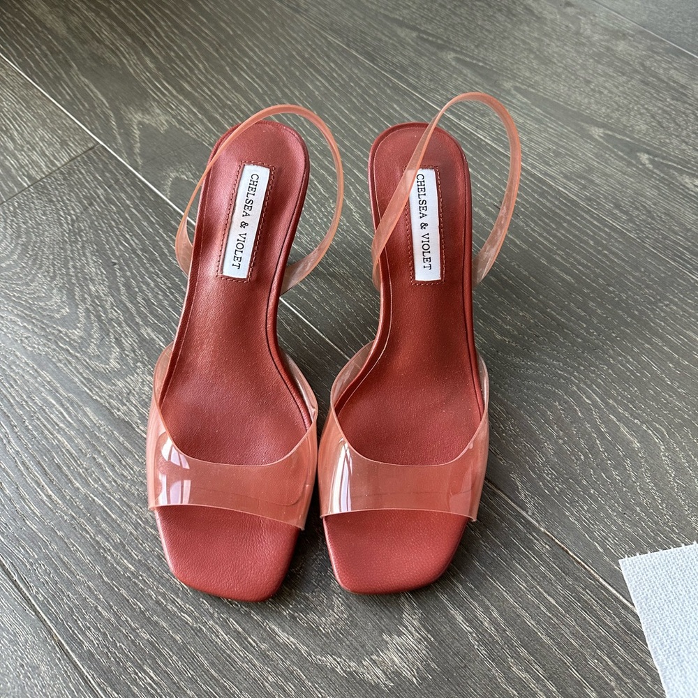 Chelsea & Violet muted pink kitten heels. Size 6.5